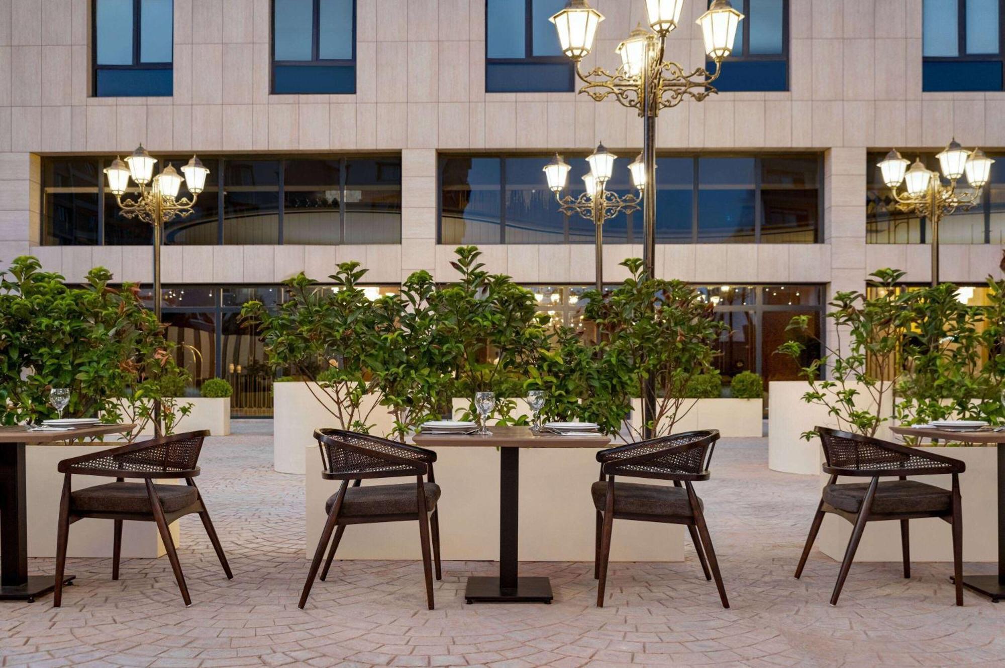 Ramada By Wyndham Gaziantep Hotell Exteriör bild